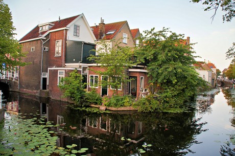delft