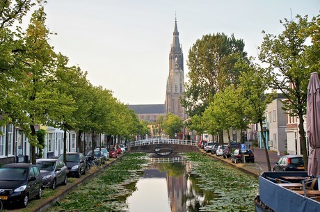 delft