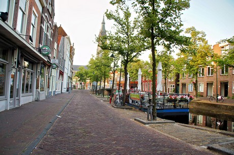 delft