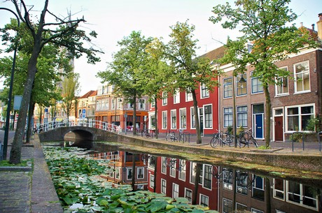 delft