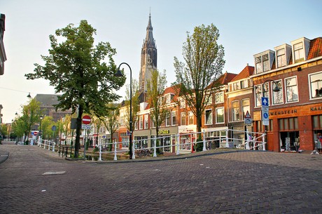 delft