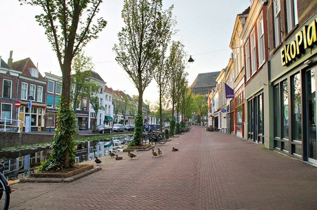 delft