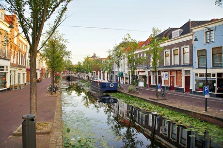 delft