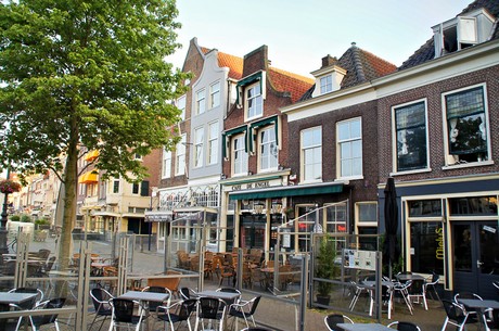 delft