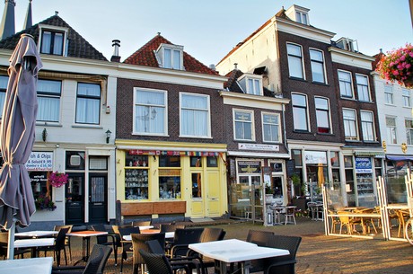 delft