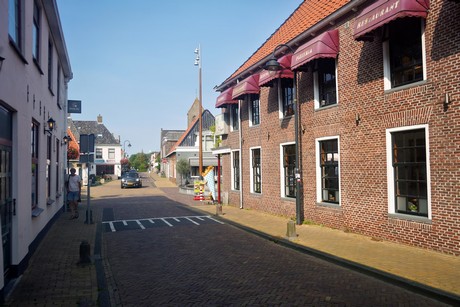 makkum