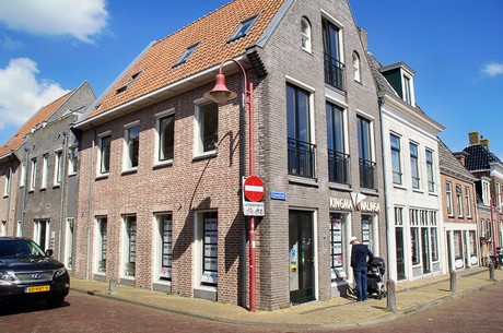 makkum