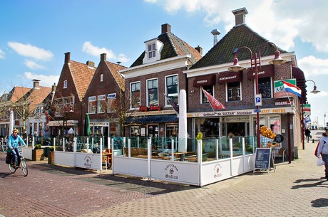 makkum