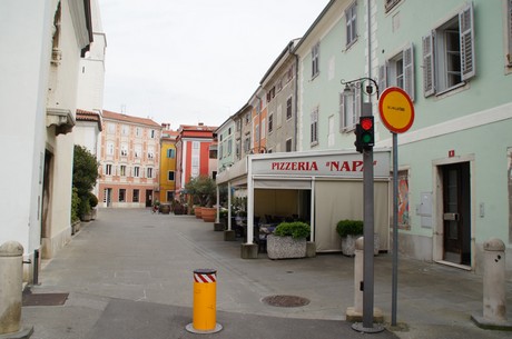 izola