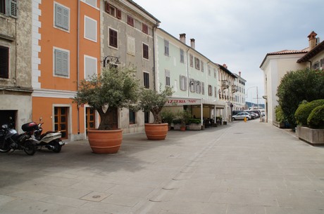 izola